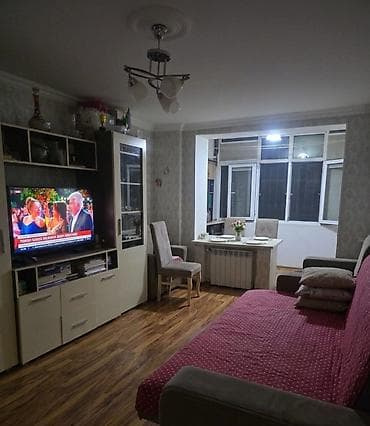 Mənzillər: Bakı, Yasamal, 2 otaqlı, Köhnə tikili, m. İnşaatçılar, 35 kv. m — 1