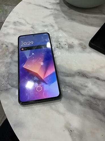 Redmi smartfon NOTE 13 Qoz kimi - Model: Redmi (Powered by Redmi) — 2