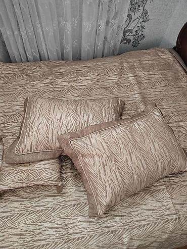 Prastinalar: Yataq üçün rəng - Bej Yataq örtüyü — 3