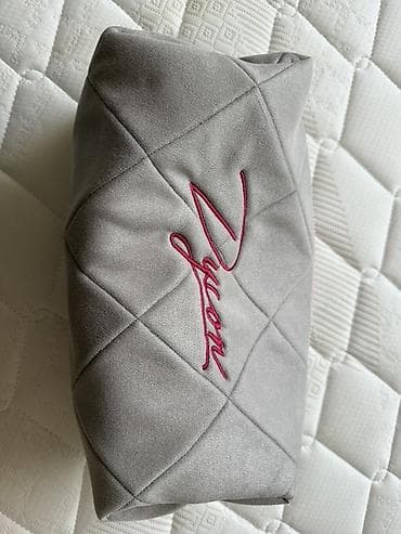 Dyson daşınma/saxlama qabı - Brend: Dyson (üzərində loqo naxışı) -