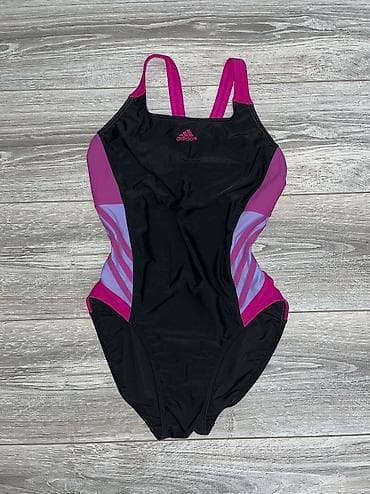 Orginal adidas geyinilmeyib.
Baha alınıb