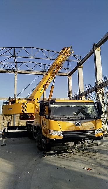 mini kran: 25 tonluq kran Aylıq və günlük icarəyə verilir. Kranın və operatorun — 3