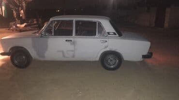 luaz satılır: VAZ (Lada) klassik sedan Xüsusiyyətlər: - Korpus: 4 qapılı sedan — 2