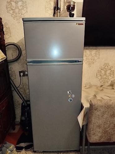 2 qapılı Soyuducu Satılır, rəng - Gümüşü