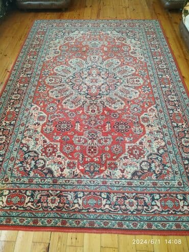 iwlenmiw diktler: Xalça — 1