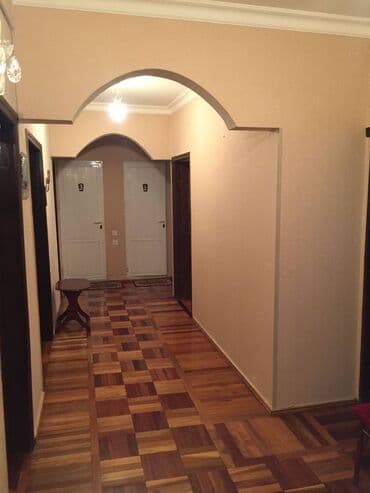 rabocide satilan evler: Bakı, 5 otaqlı, Köhnə tikili, m. Əhmədli, 100 kv. m — 8