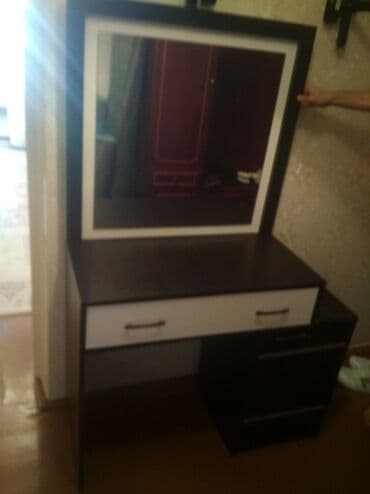 işlənmiş krafatlar: Yataq desti təcili satılır.ideal vəziyyətidir.əlave ödəniş ile — 4