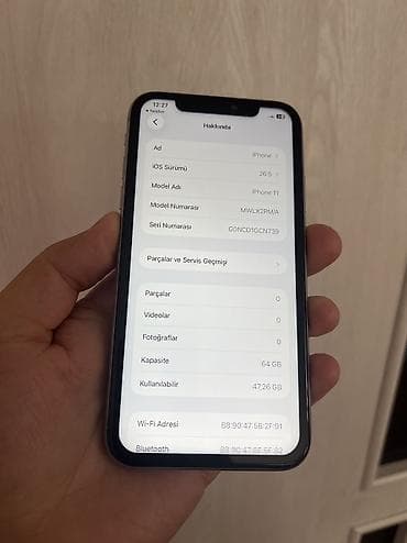 iphone telefonlar: IPhone 11, 64 GB — 2