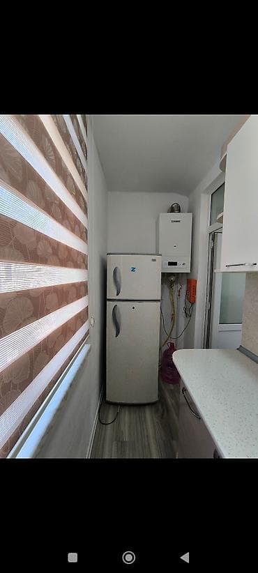 ev: 11ci mk 1in 2ye düzəlmə ev kira verilir içi əşyalı evdi 380 AZN 5in — 10