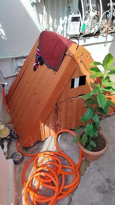 Metal itdən düzəldilmiş it evi və uzun bağ su şlanqı dəsti Məhsulun