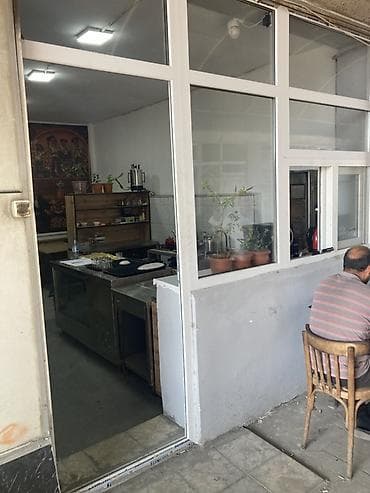 ev kiray: Hazır biznes – kiçik yeməkxana/kafe İcarəsi 200 AZN - Yerləşmə: keçid — 4
