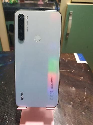 Redmi smartfon Xüsusiyyətlər: - Arxa kamera sistemi: 48 MP AI əsas