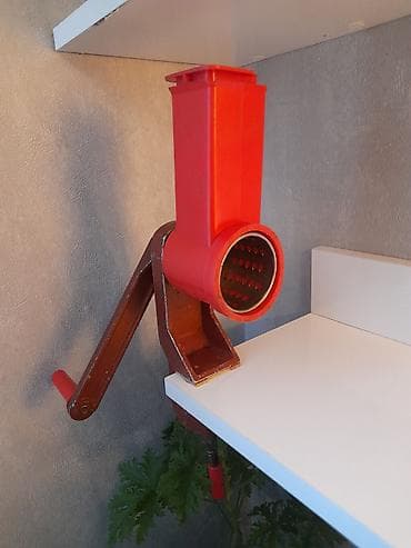 metal qebulu: Mətbəx üçün əl ilə işləyən universal rəndə/dəyirman - Stol kənarına — 2