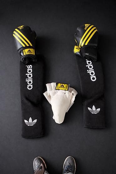 Adidas döyüş idmanı aksessuarları dəsti - Brend: Adidas - Təyinat