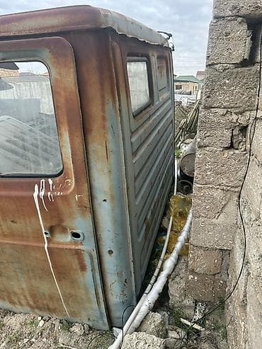 24 maşın: Məhsul: Yük maşını üçün metal kabina (klassik sovet tipli) Razilasma — 5