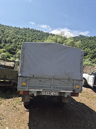 avto maşınlar: UAZ yük pikapı (tentli karvan) - Konstruksiya: kabin-arxası yük — 6