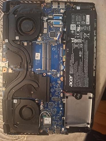 Acer oyun noutbuku üçün daxili hissələr və komplektasiya Texniki