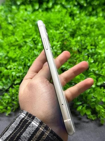 telefon kabrosu: IPhone 11, 256 GB, Ağ, Zəmanət, Simsiz şarj, Face ID — 4