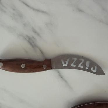xırda xurma: Hər biri 5 AzN 2si birlikdə 8 AzN Pitsa və Pendir bıçaqları dəsti - — 4
