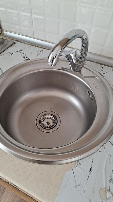 Mətbəx üçün dairəvi paslanmayan poladdan (inox) lavabo və qarışdırıcı — 2