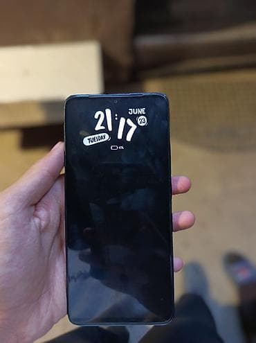 lphone 12: Poco X6 Pro 5G, 512 GB, rəng - Qara, Barmaq izi, Face ID — 2