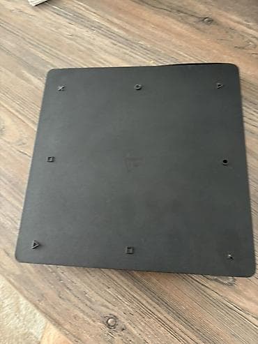 regular televizorlar: PlayStation 4 Slim (Sony) - Model: PS4 Slim, qara rəng - Korpus: üst — 3