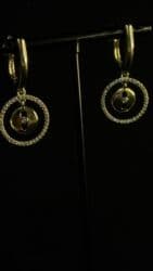 oğlan sepləri: Qadın bəzək dəstləri və aksesuarları 1) Qızıl rəngli zəncir üzərində — 28