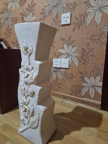 qara gerb sekilleri: Bir vaza, Keramika — 3