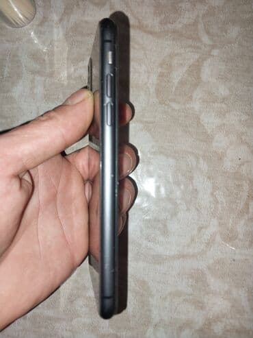 iphone 11 ekranı: IPhone 11, Qara, Qırıq — 6