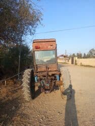 disk teker type 1: Traktor MTZ tipli, kabinalı Xüsusiyyətlər: - Dizel mühərrik - Arxa — 2