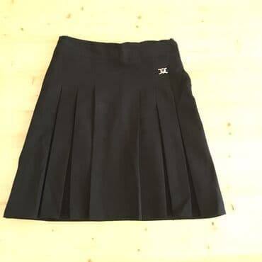 məktəb çantaları və qiymətləri: Mektebli yubkaları 10-13 yaş üçün Hər ikisidə təzə kimidir cəmi 1-2 — 3