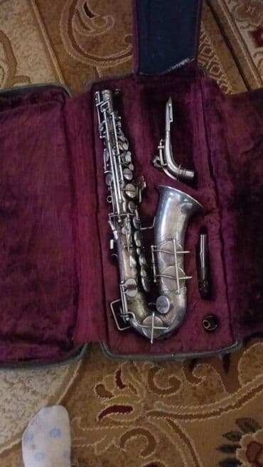 saz musiqi aləti: Salam, 1960 ci ilin saksafonu satılır. Nadir parcadır dəyərin bilən — 4