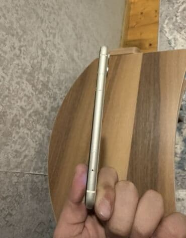 Chevrolet: IPhone 11, 64 ГБ, Белый, Face ID — 7