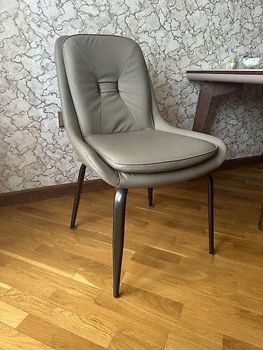 Məhsul: Yumşaq oturacaqlı yemək otağı/kafe stulu - Rəng: Açıq boz