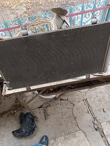 gence traktor: Toyota Camrynin radiatoru satılır 2007 2008 in camrysinin üstünden — 1