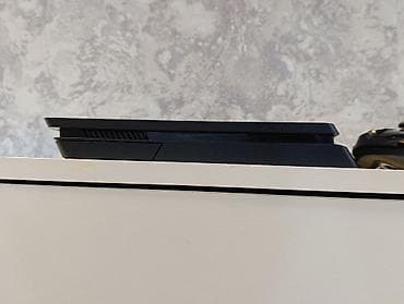 xbox 360 disk: Ən son model CUH-2216A PS4 slim 500gb qutuda +2pult +20 oyun — 9