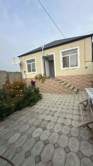 3 otaqlı, 97 kv. m, Orta təmir