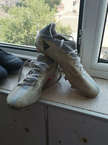 купить бу чемодан: Бутсы Adidas, Размер: 38, Б/у — 4