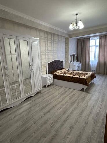 ecemide kiraye evler ucuz: Mənzil kirayə verilir. Yaşıl bazarın yanı 17.9 mərtəbə, 120 kv 3 otaq — 2