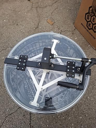 ucuz pisik: BENKA BA550EKO – 4 çərçivəli bal süzmə aparatı (manuel, iqtisadi — 2