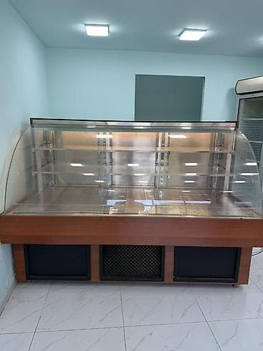 Qiymet razılaşma yolu ile Soyuduculu vitrin – qida vitrini - Ön