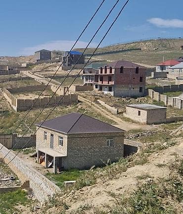 heyet ev: Badamdar qəs. 4 otaqlı, 170 kv. m, Kredit yoxdur, Təmirsiz — 4