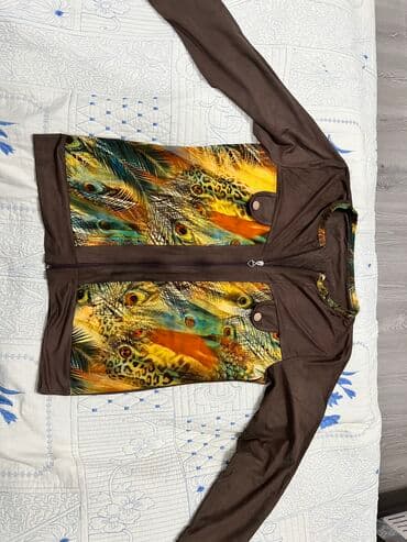 Audi: Qehveyi uzeri rengli ev formasi hec geyinilmeyib L razmer slim Fitdir — 1