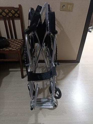 Xəstələr üçün unitazlar: Tualetli əlil arabası - Metallik, yüngül və möhkəm çərçivə - — 4