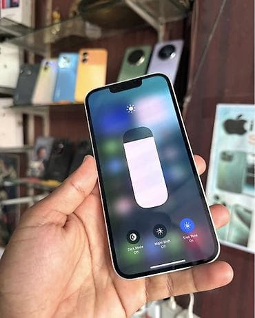 ıphone 5se: IPhone 13, 128 GB, Ağ, Zəmanət, Simsiz şarj, Face ID — 4