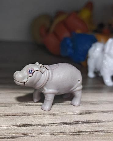 will kinder: Kinder - 2 manat — 1