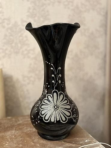 dibcek gulleri satisi: Bir vaza — 1