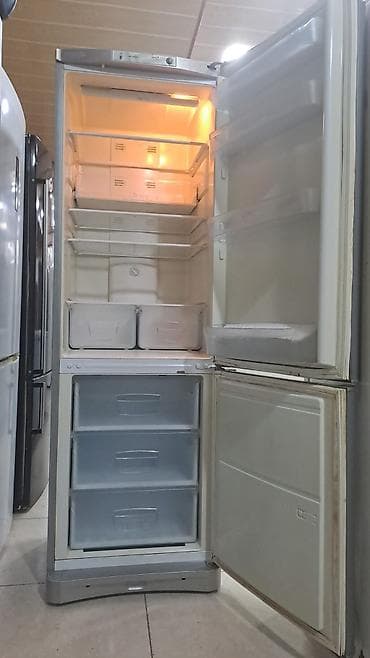 2 двери Indesit Холодильник Продажа, цвет - Серый, С колесиками
