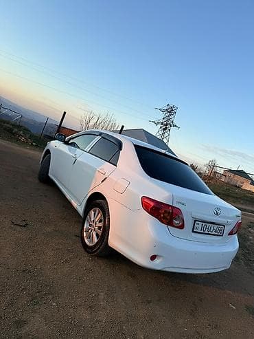 Toyota Corolla: 1.6 l | 2007 il Sedan