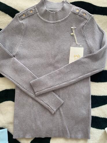 cemper koftalar jiletkalar: Yarim bogaz kofta tezedir hec geyilmeyib. Birkasi da ustundedir — 1